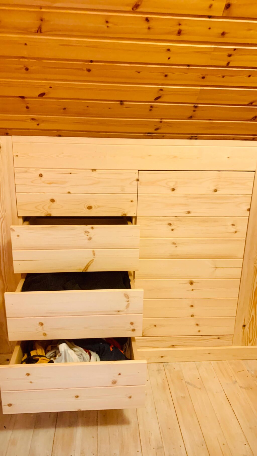 Instagram post from qdwoodwork. This post is in position 10.
